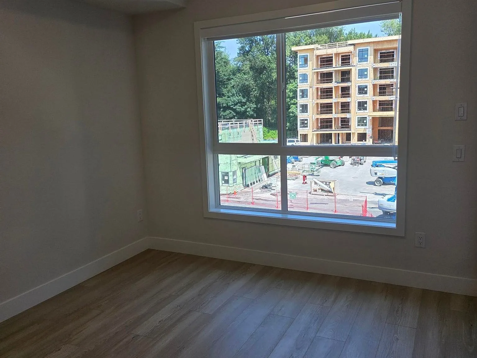 34395 Gladys Avenue Abbotsford — Photo 3