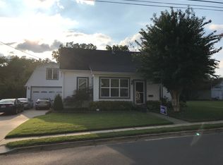 102 S 10th St, Murray, KY 42071