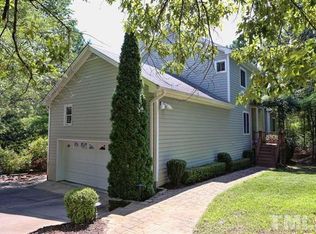 104 Quartermaine Ct, Cary, NC 27513