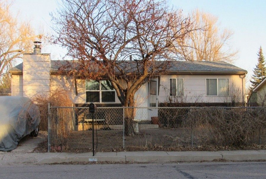 1st image of 163 Cherry Cir
