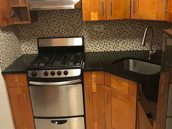 4th image of 435 W 57th St APT 9O