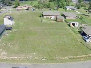 Phyllis Dr, Jennings, LA 70546