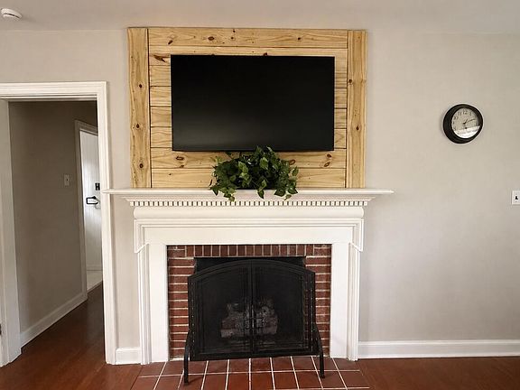 5th image of 1023 Banister Rd