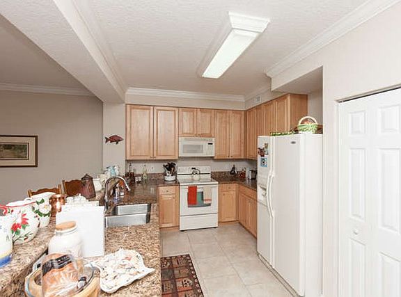 5th image of 60 Surfview Dr APT 418