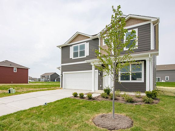 2nd image of 5254 Woodhurst Ln
