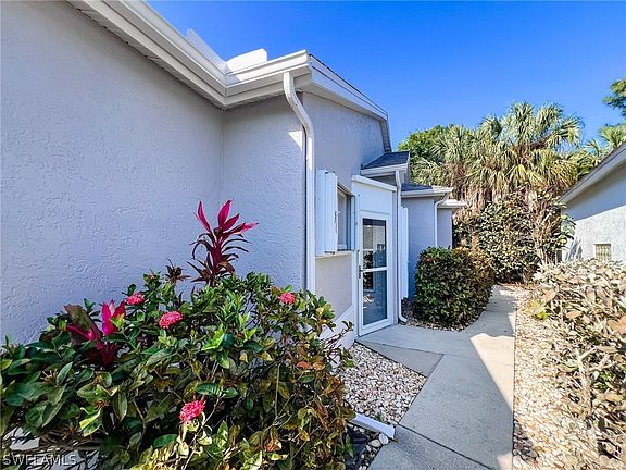 3rd image of 10706 Blue Bimini Cir