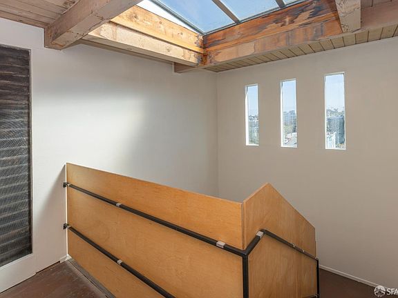 4th image of 1919 20th St APT 2