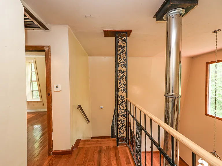 168 Williams Rd — Photo 17