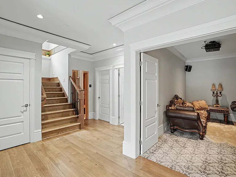 4433 Wallace St — Photo 30