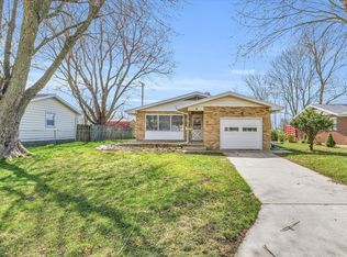 14 Dawn Ave, Paxton, IL 60957