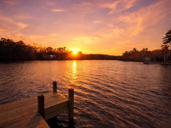 1435 Stukes Rd, Manning, SC 29102