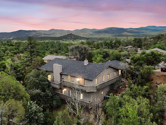 2nd image of 2008 Forest Hills Rd