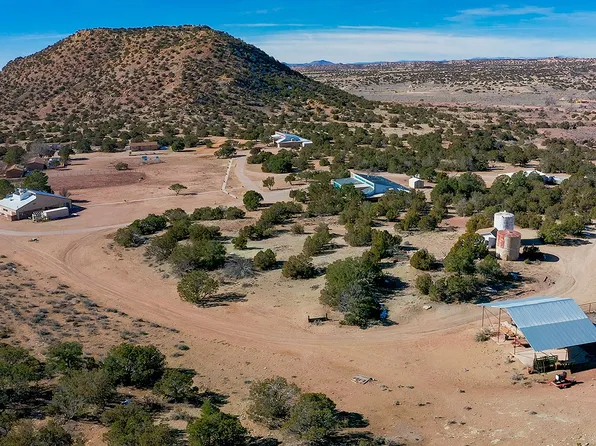 101 Girls Ranch Rd, Lamy, NM 87540