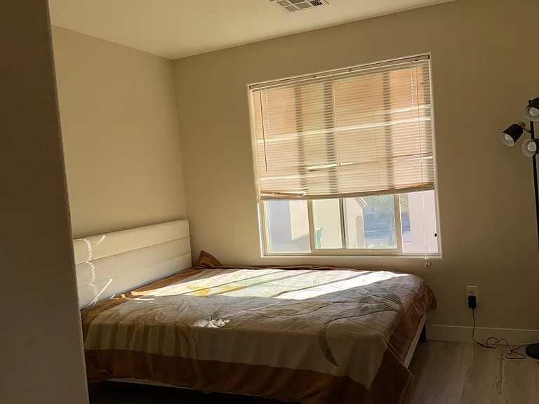 Queen bed