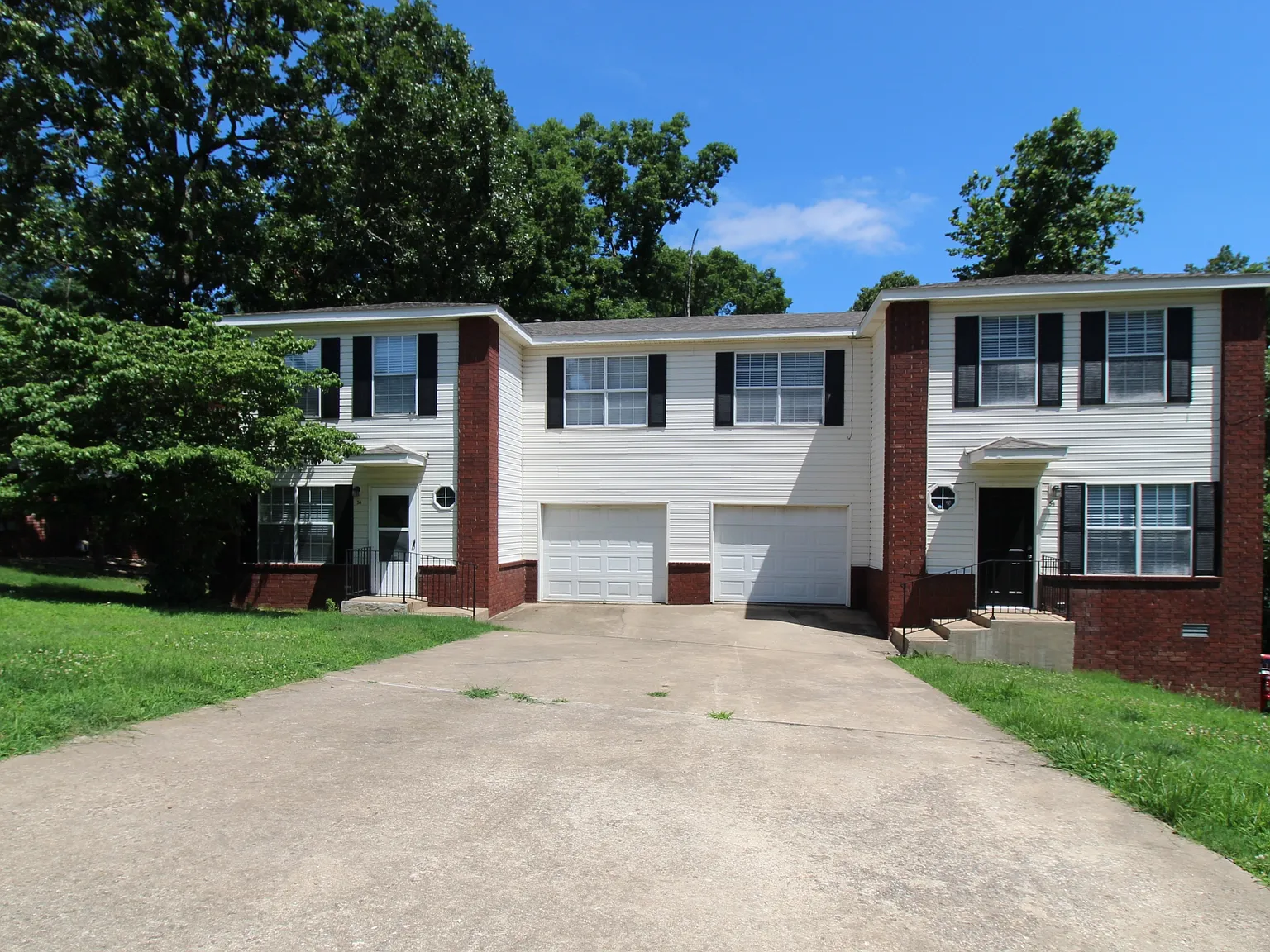 5 Iris Way - A — Photo 2