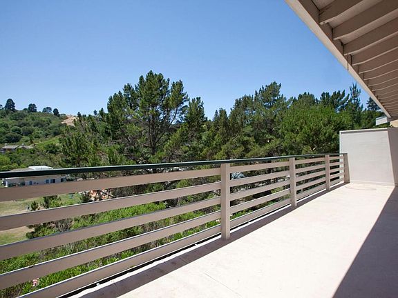 3rd image of 131 Ascot Ct APT 3
