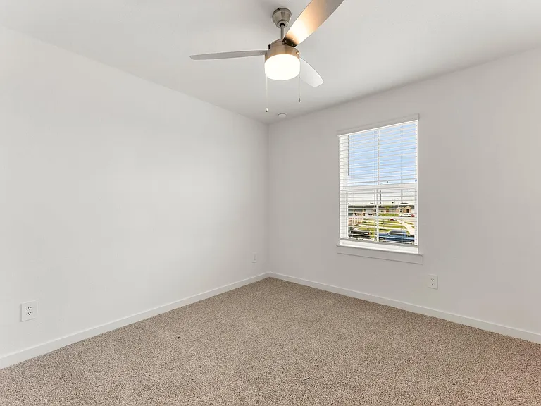 31730 Carlisle Cove Ct — Photo 33