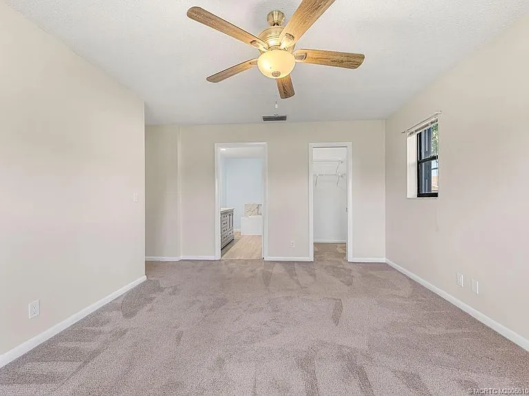 2386 SW Creekside Dr — Photo 19