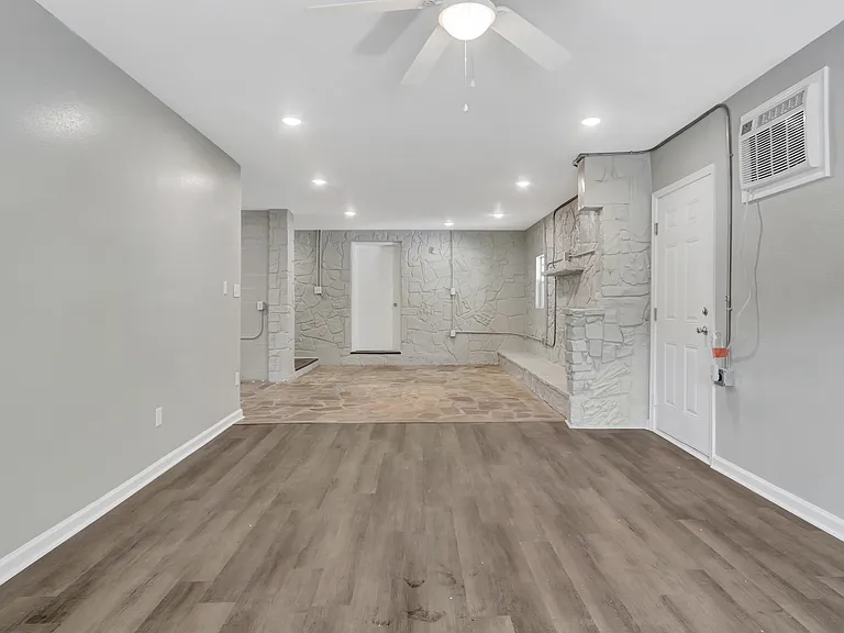 2751 Malvern Ave — Photo 1