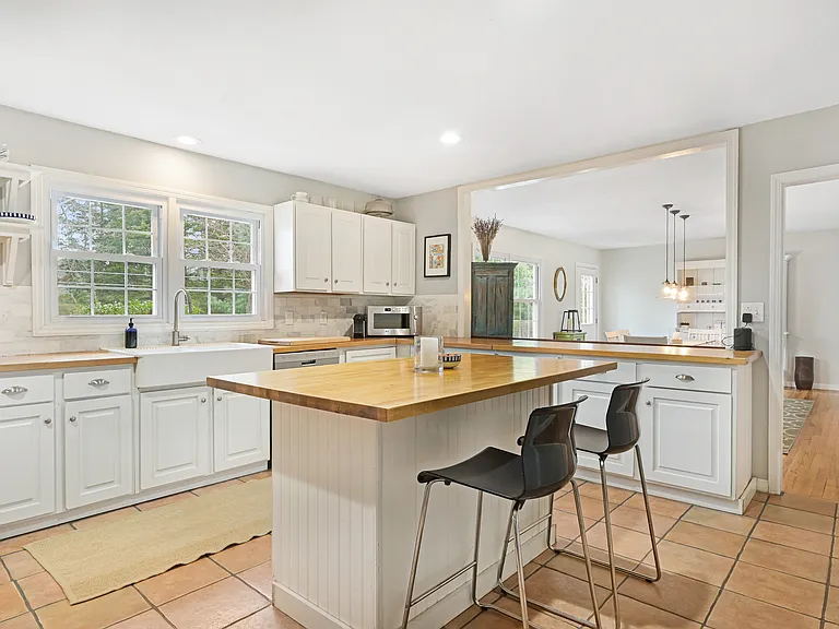 16 Payne Ave — Photo 12