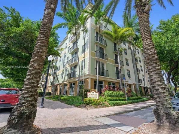1900 Van Buren St APT 106B, Hollywood, FL 33020