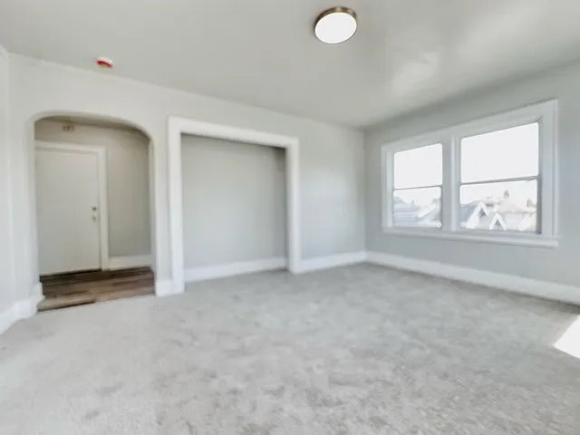 3910 S Yakima Ave — Photo 3