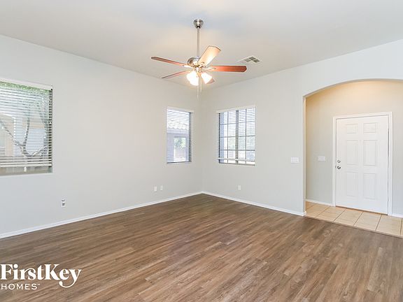 2nd image of 11539 E Sylvan Ave