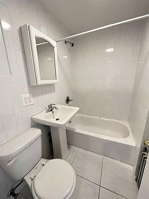 5th image of 113 President St APT 3
