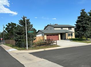 2000 S Jamaica Ct, Aurora, CO 80014