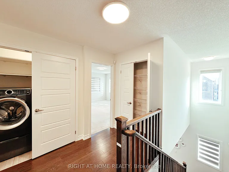 30 Boothill Dr — Photo 33