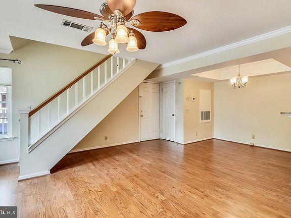 3rd image of 5818 Inman Park Cir APT 200