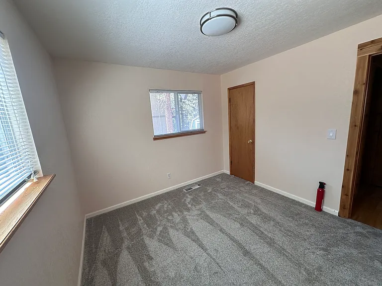 1324 Pine Valley Rd — Photo 13