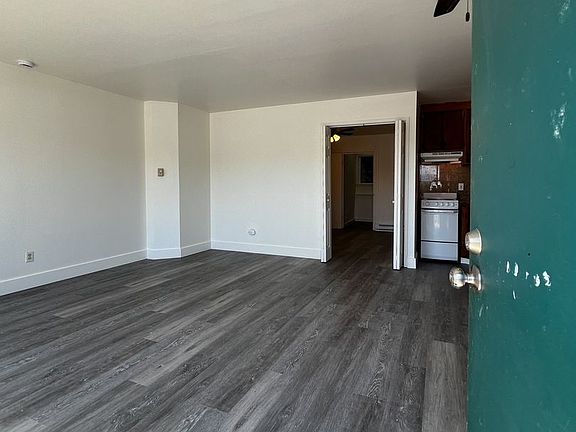 3rd image of 2991 Hilltop Dr #3003