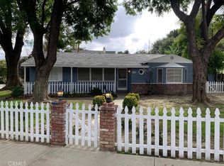 5250 Alhama Dr, Woodland Hills, CA 91364