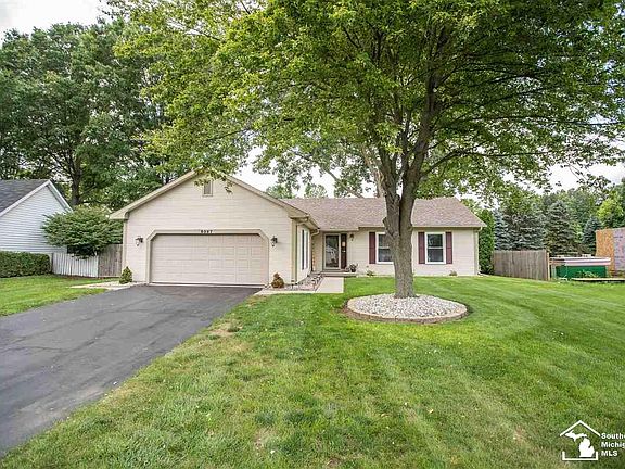 2nd image of 8097 Sundon Dr