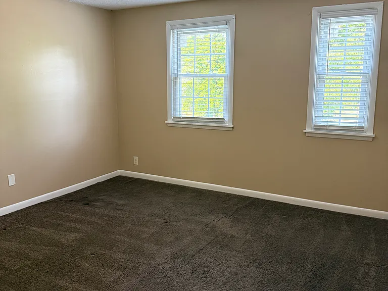323 Forest Park Rd #7-3 — Photo 15