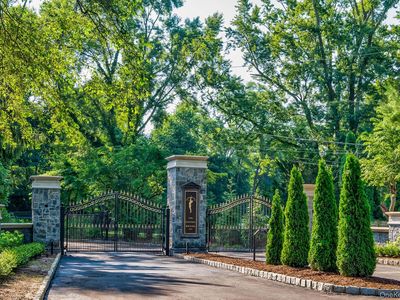 172 Hegemans Lane, Glen Head, NY, 11545