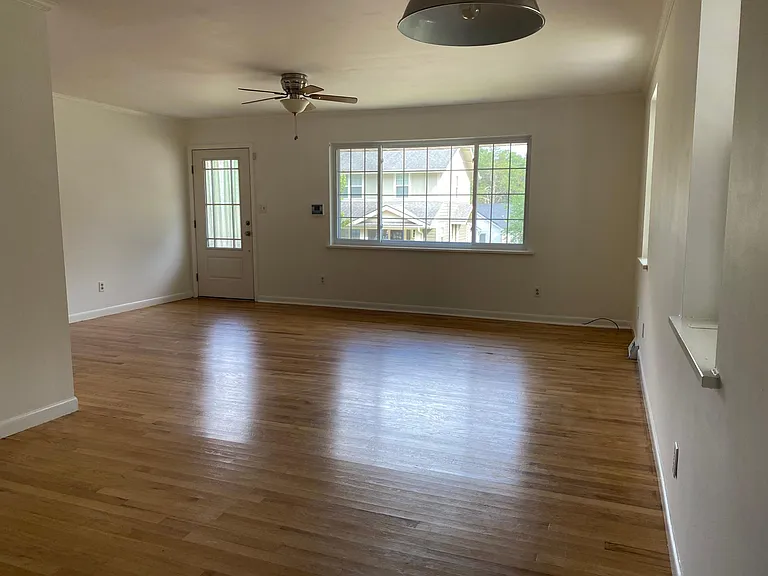 302 Ackley Rd — Photo 10