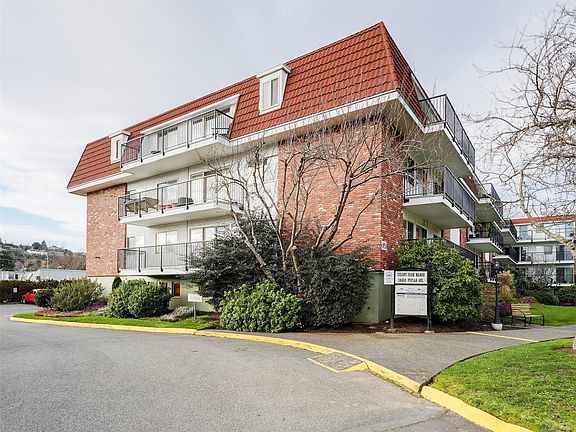 2nd image of 1680 Poplar Ave #120