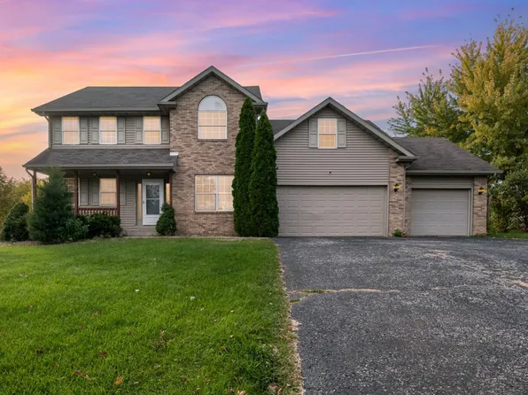 11156 Miami St, Winfield, IN 46307