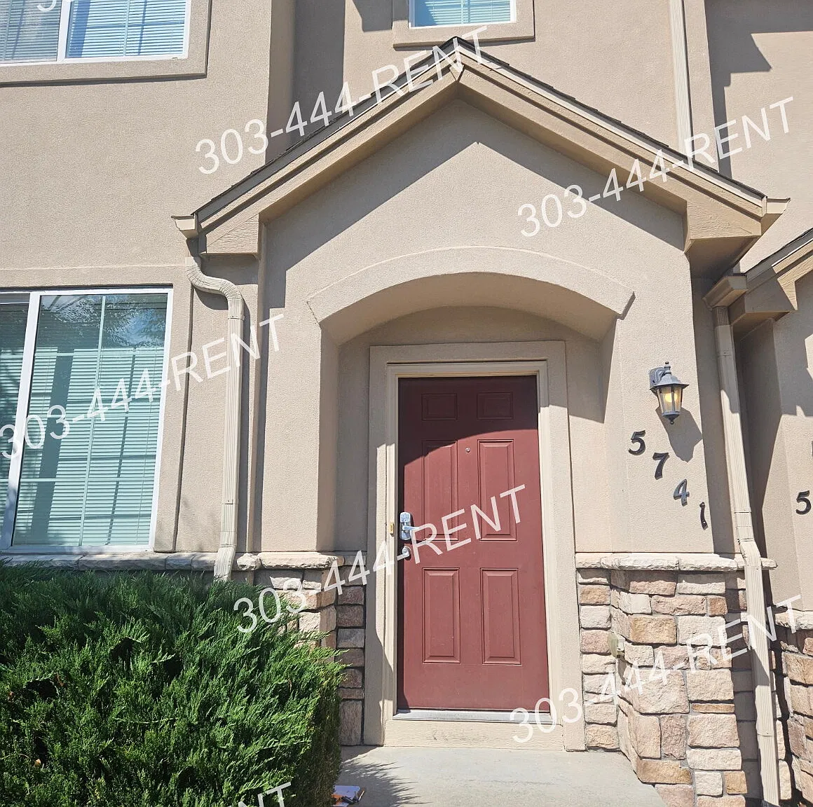 2 bed, 2.5 bath, 1968 sqft, $2,395 — Photo 1