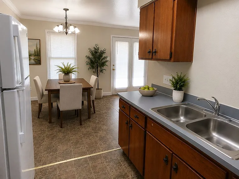 Oak Estates — Photo 10