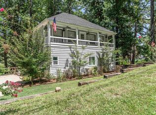 166 Hickory Point, Buckhead, GA 30625