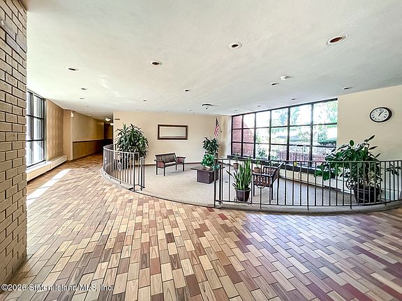 2nd image of 100 Colfax Ave APT 6Z