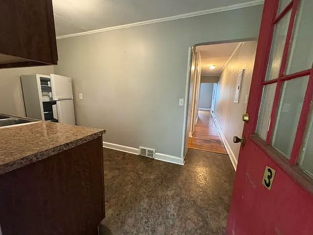284 Main St #3 — Photo 3
