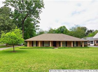 943 Castle Kirk Dr, Baton Rouge, LA 70808