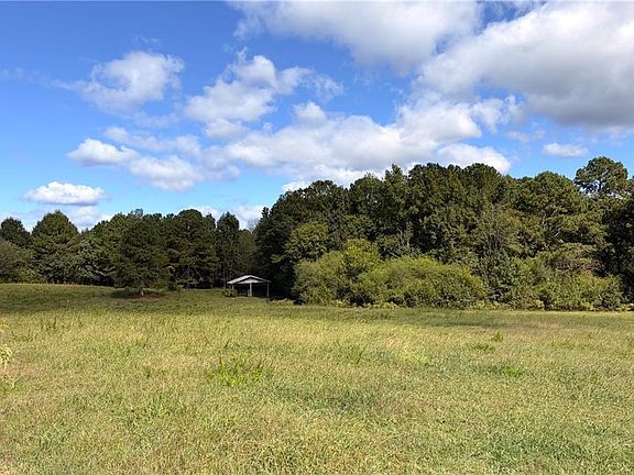4th image of 784 Lovebridge Rd NE