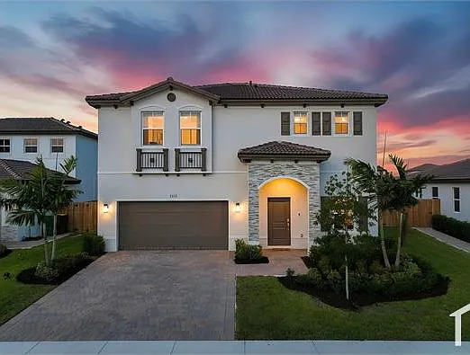 2333 SE 28th Ct — Photo 2