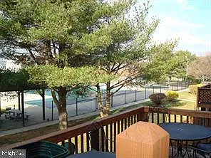 1125 Simsbury Ct — Photo 7