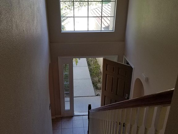 3rd image of 1091 Ronlin St